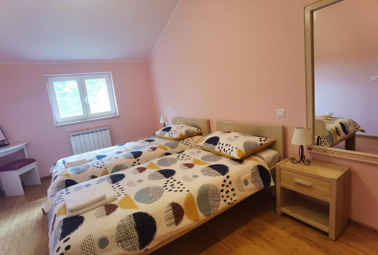 Apartment Luce Pićan Eksteriør bilde