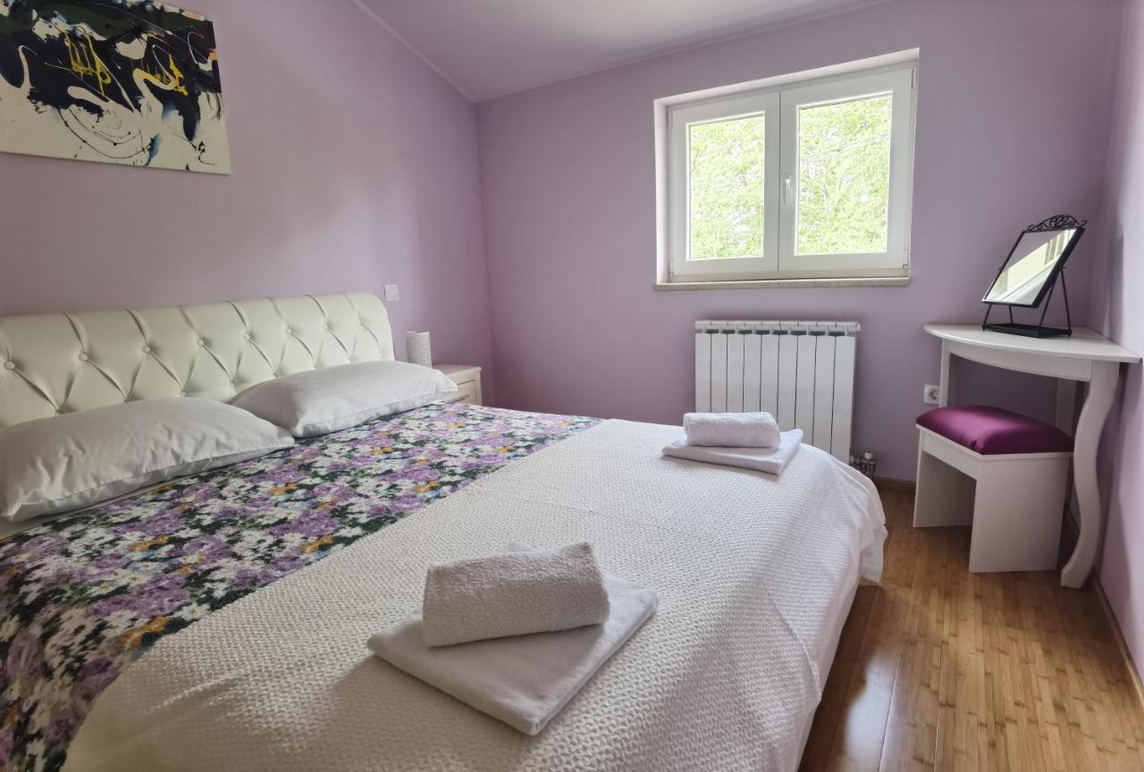 Apartment Luce Pićan Eksteriør bilde
