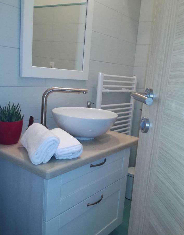 Apartment Luce Pićan Eksteriør bilde